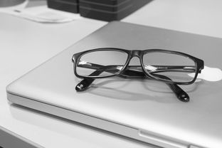 关于上海眼镜相关关键词有哪些