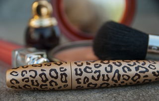 关于上海女人雪花膏的害处相关关键词有哪些